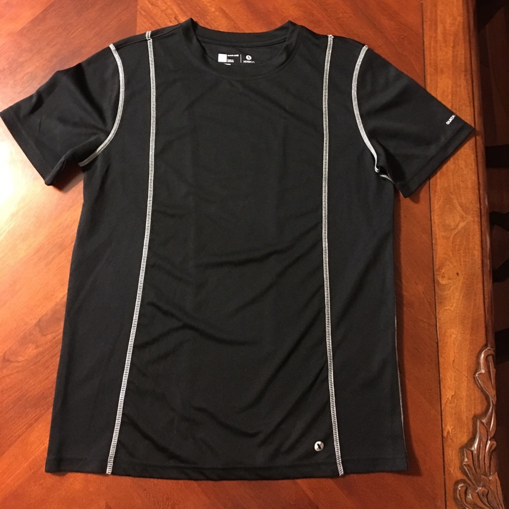 Tee - Picture 4 of 4